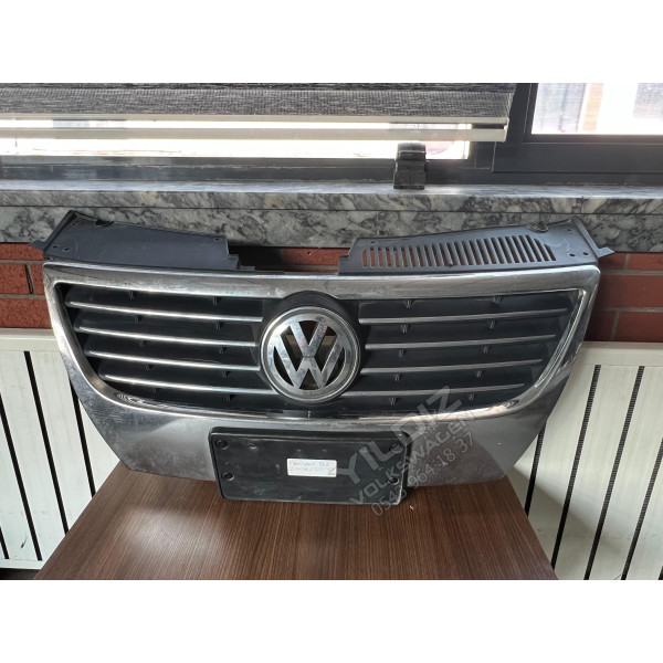 Volkswagen Passat B6 3AA853651 Çıkma Ön Panjur 2006-2010
